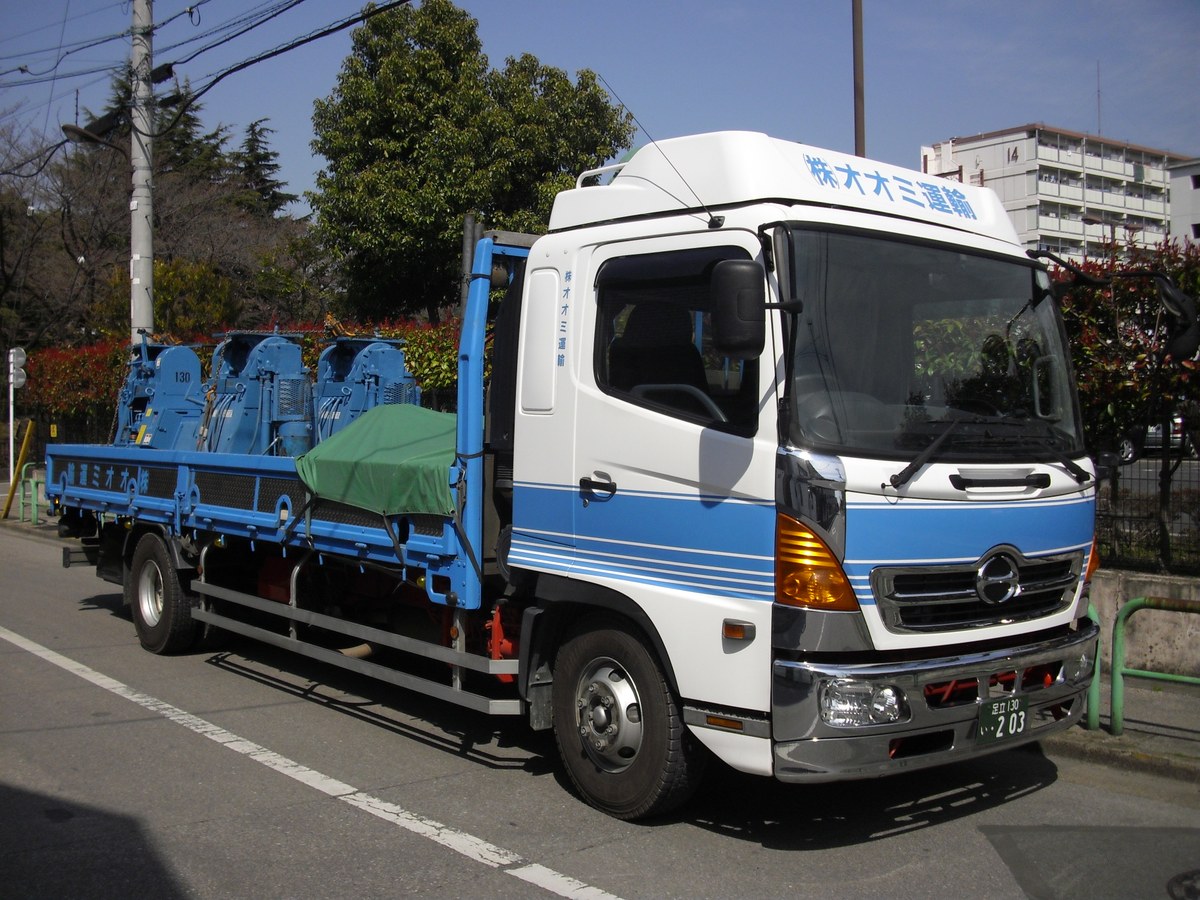 4トン 平ボディ